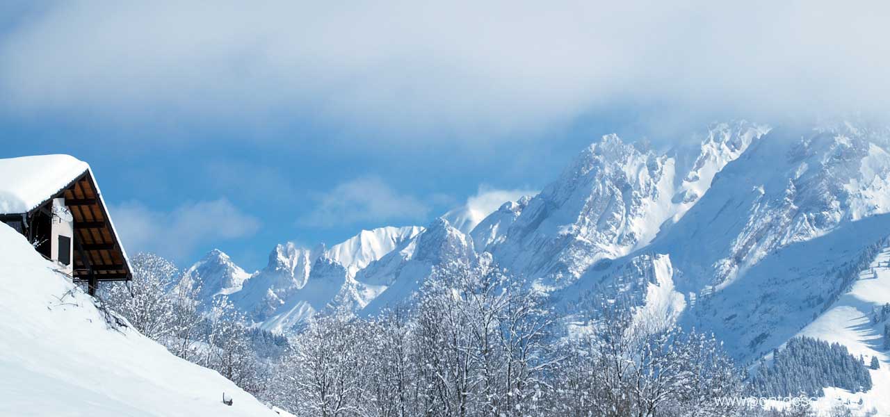 à louer très beau chalet 5 chambres avec vue sur la chaine des Aravis, photo arvimedia